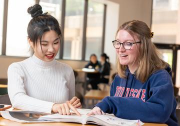 students in Global English Institute