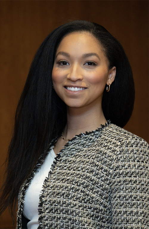 Headshot of Chelsea Bruce