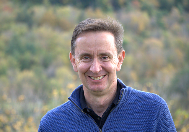 Headshot of Dr. Peter Felten