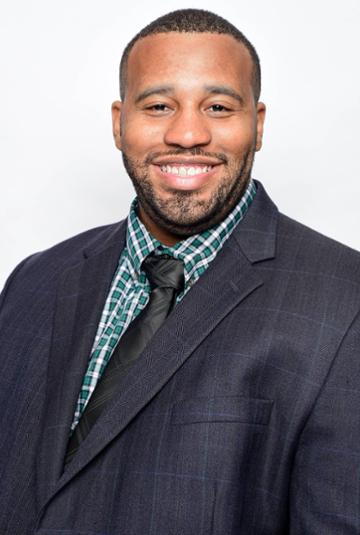 Profile picture of alumnus Jeffrey Brown Jr. 