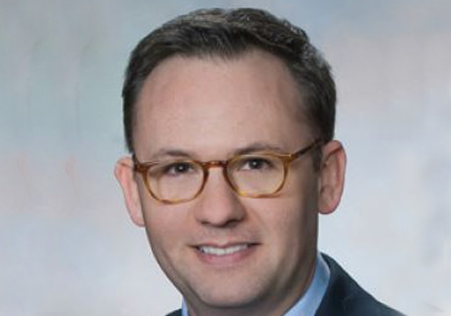 Jared Hoff (B’00)