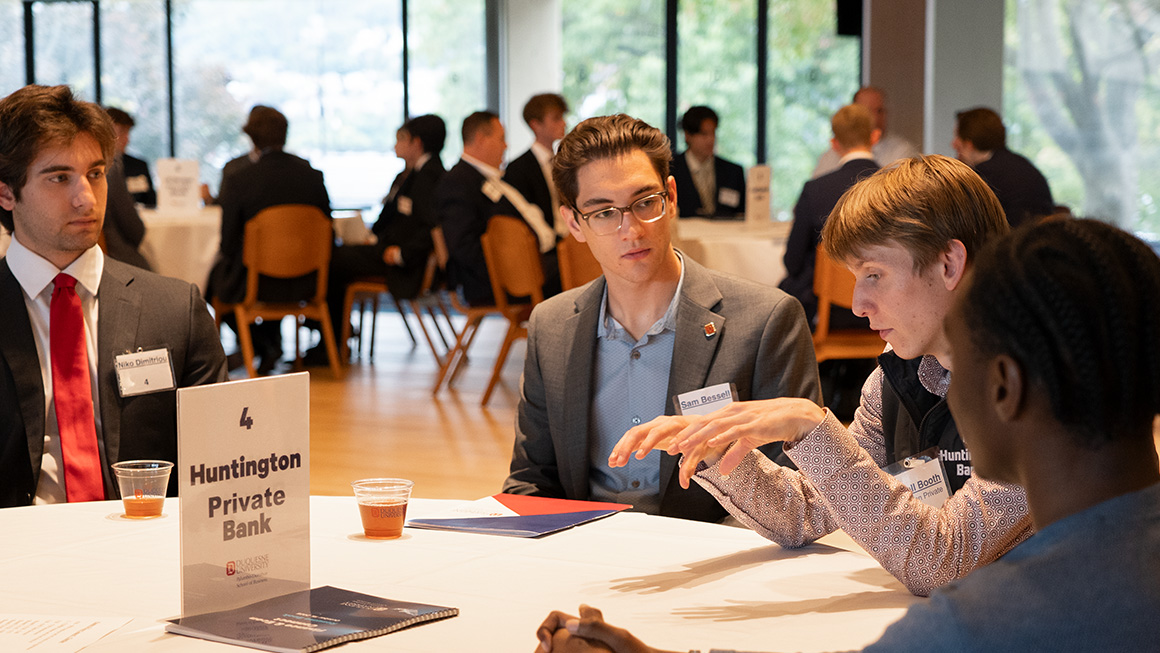 Students and industry partners at Finance and Econ Connect