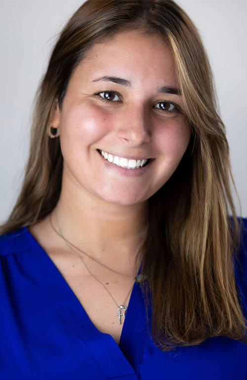 Photo of Leticia Rodrigues.