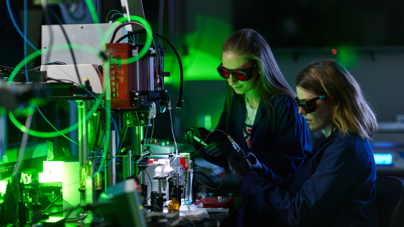 Two engineering students in lab