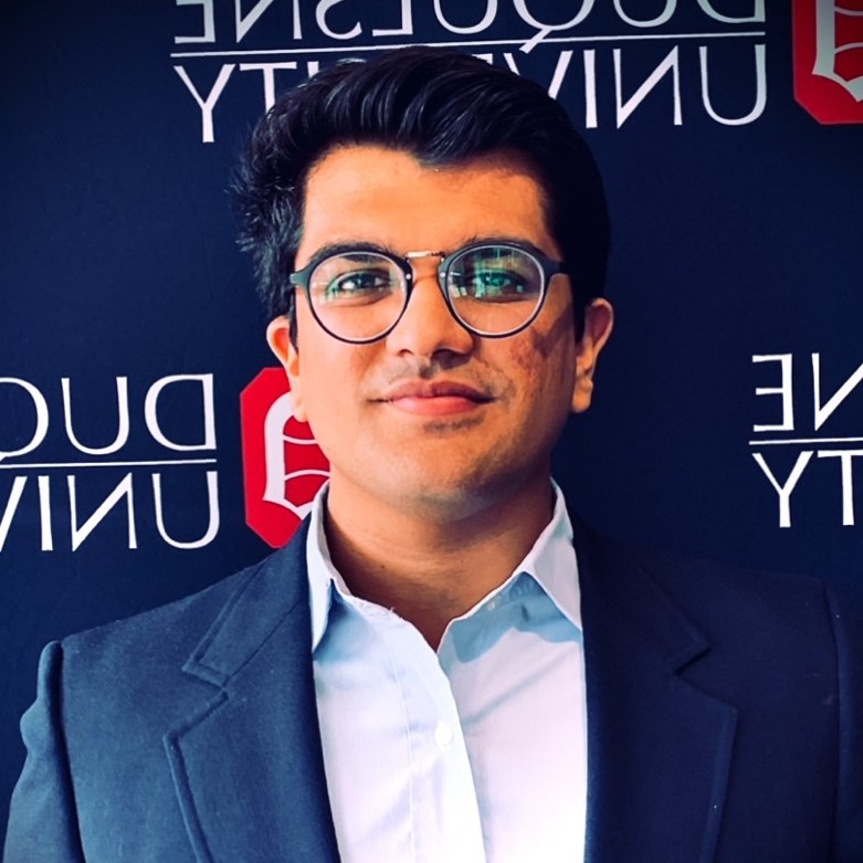 Jurry Bajwah, L’25, headshot