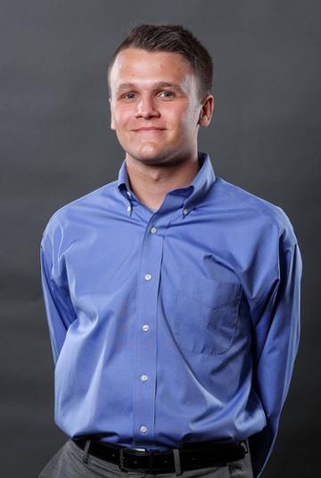 Professional headshot of Luke Henne, Duquesne student