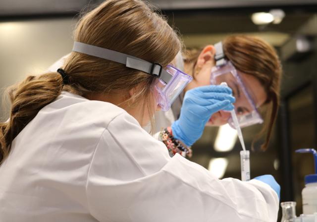 biology students in lab