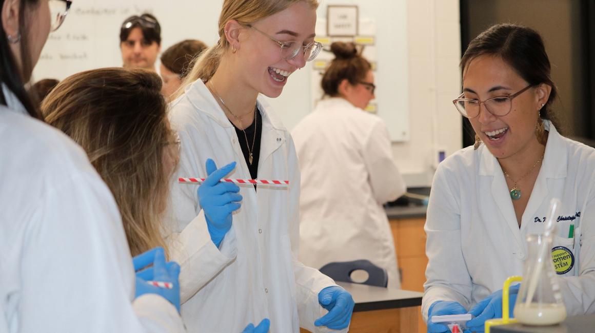 Undergraduates in teaching lab