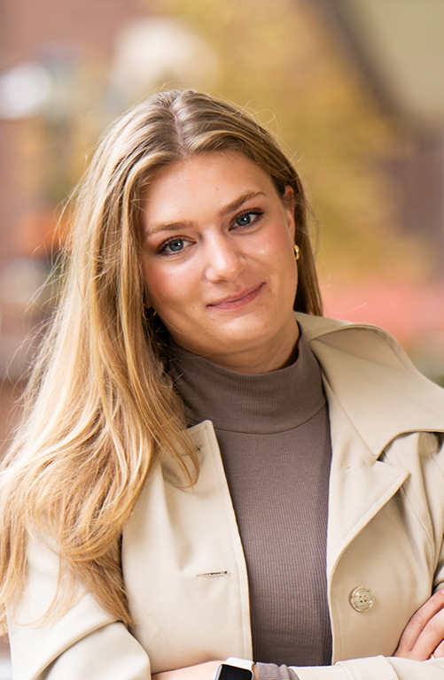 Headshot of alumna Samantha Vail