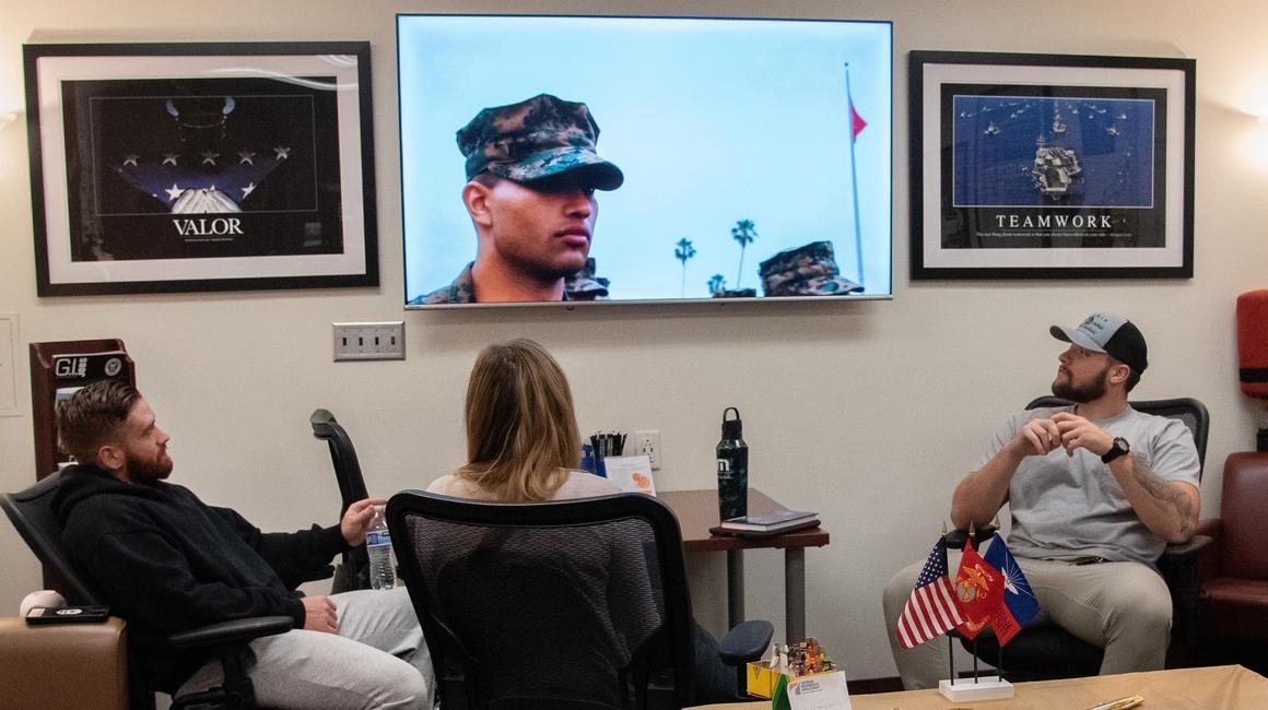 veterans watching tv