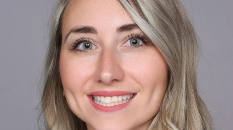 Katherine Sulkowski headshot