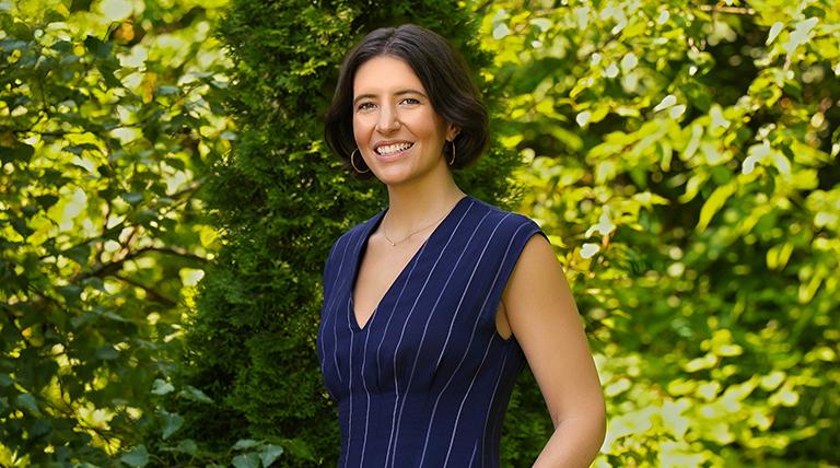 Rachel Willis headshot