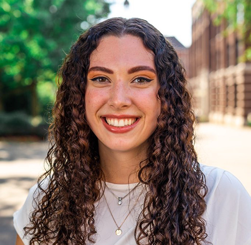 Jessica Schmitz headshot