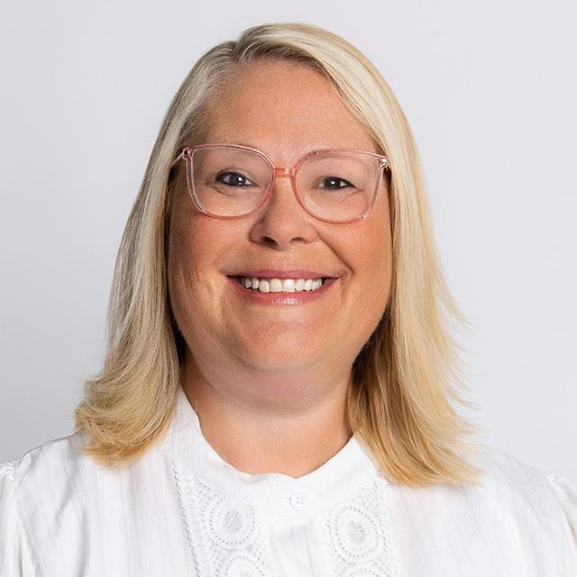 Headshot of Cherly Wier.