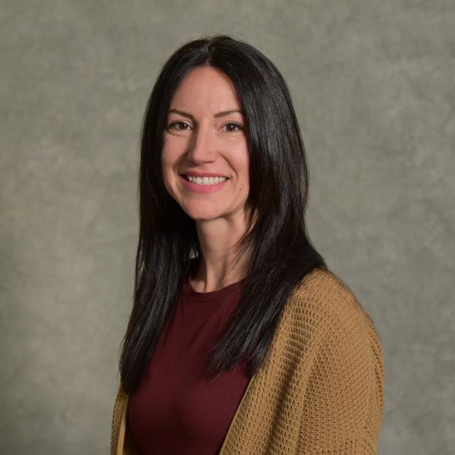 headshot of meghan currie