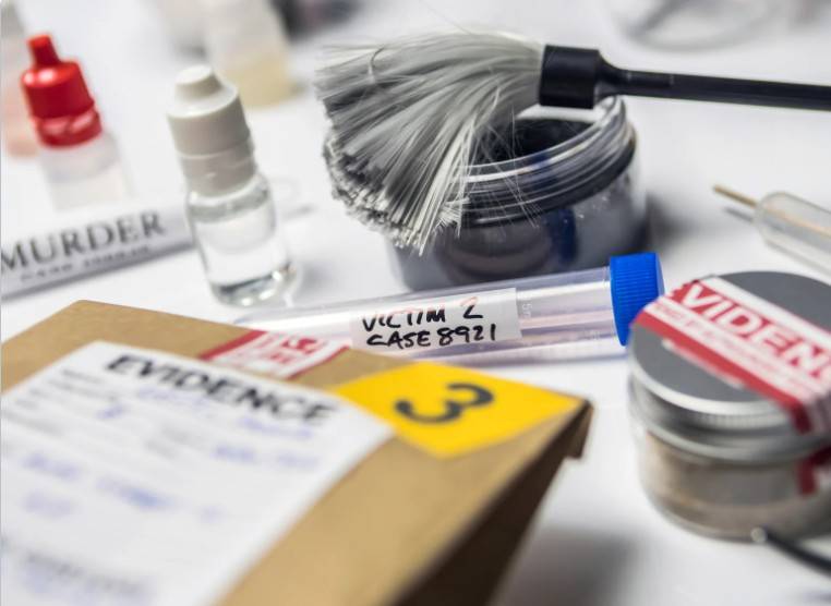 Forensic science lab items