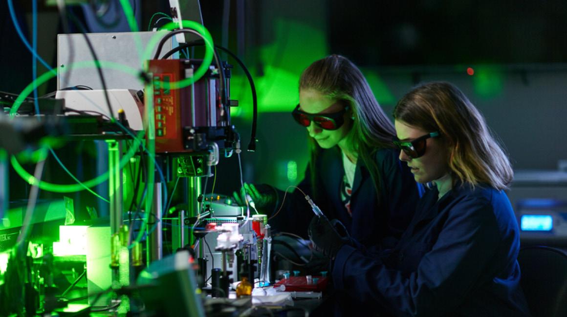 Students working in engineering lab